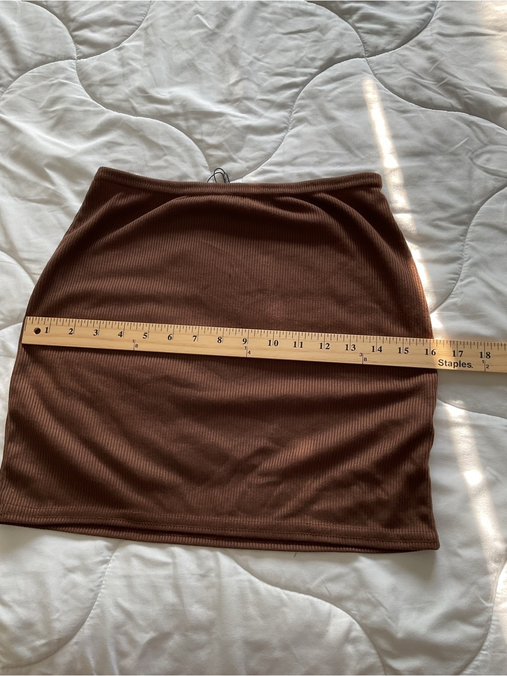 PrettyLittleThing Brown Ribbed Mini Skirt - Picture 3 of 8